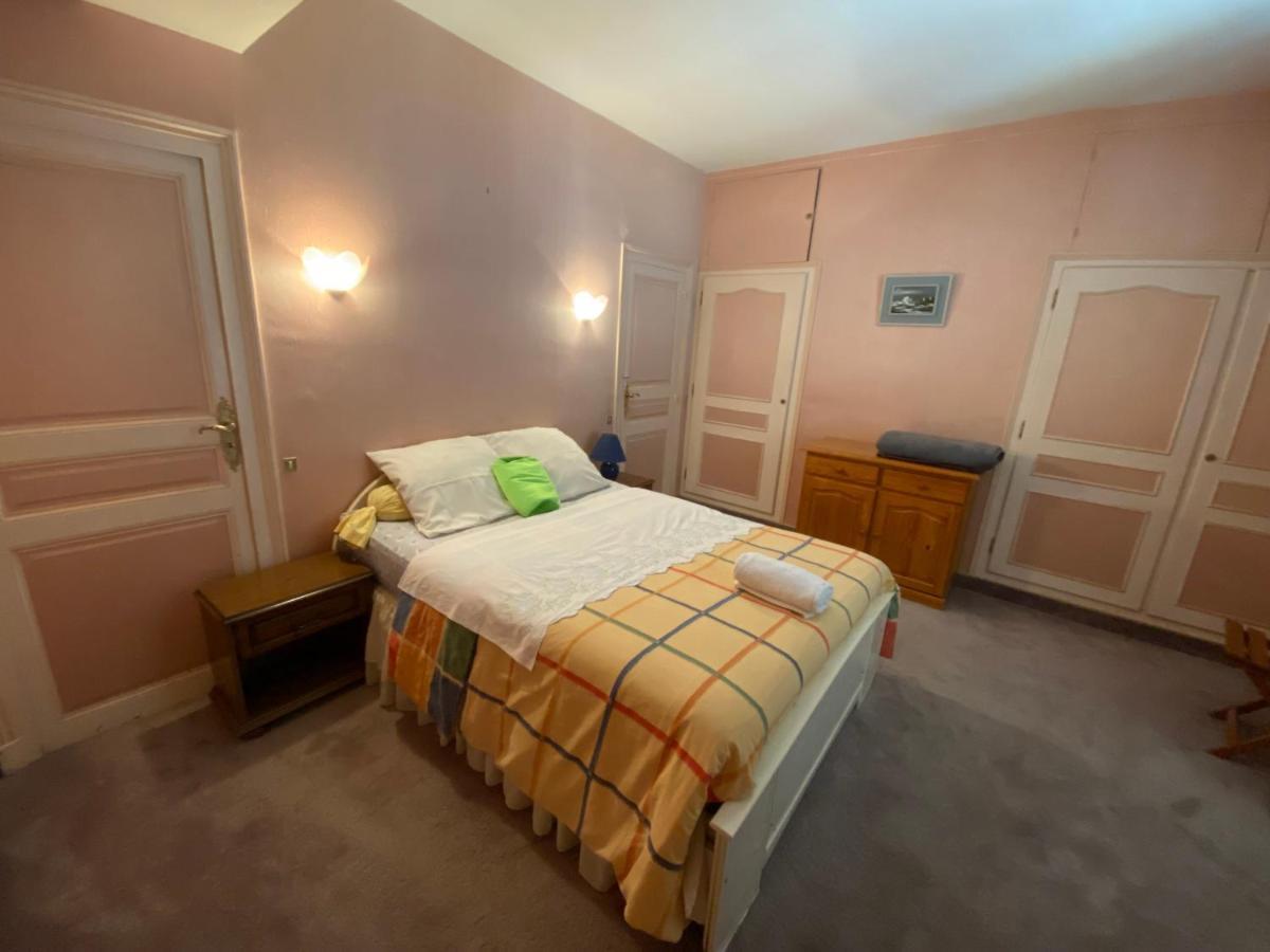Apartamento Four A Ban Mer Exterior foto