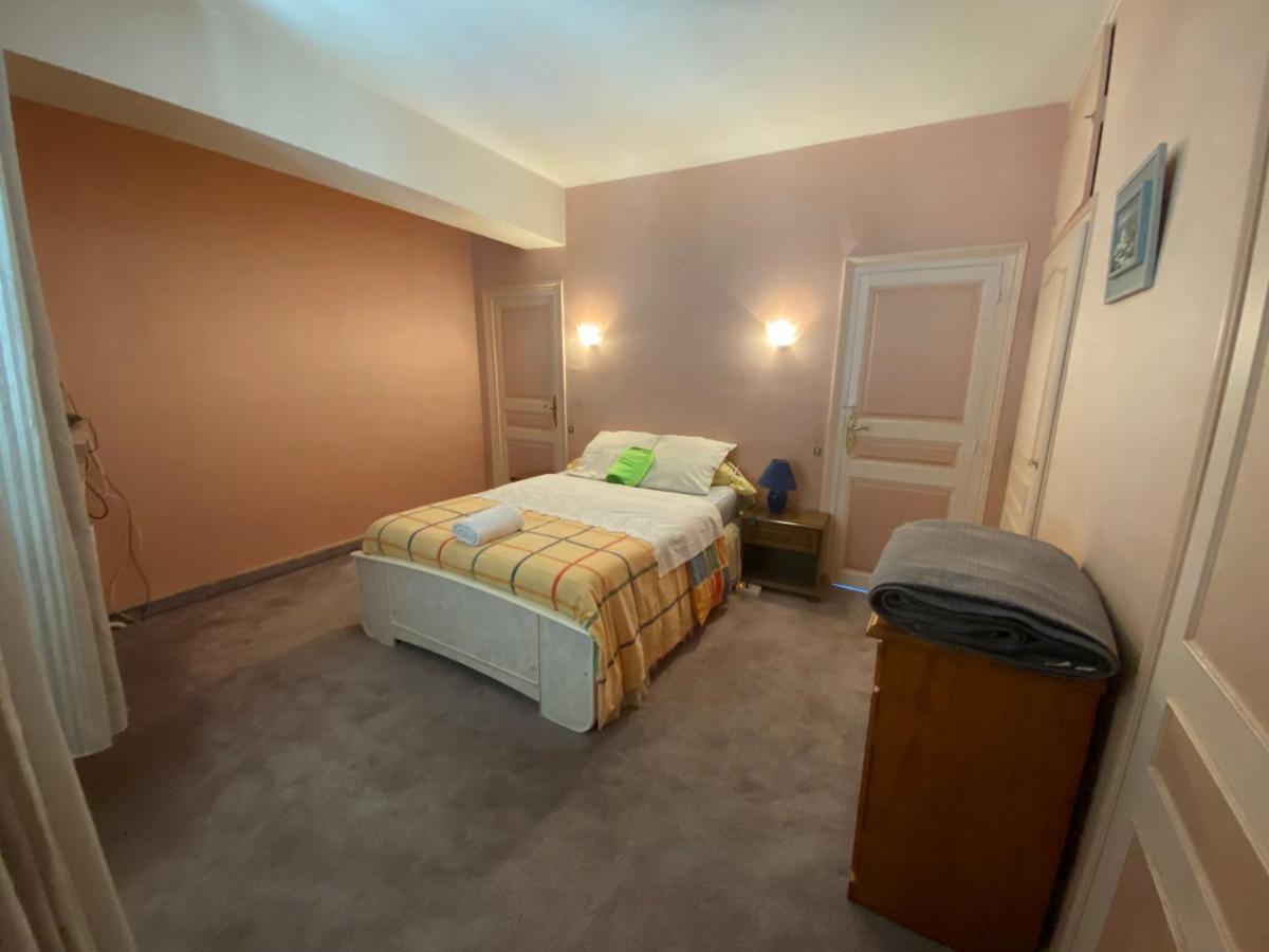 Apartamento Four A Ban Mer Exterior foto